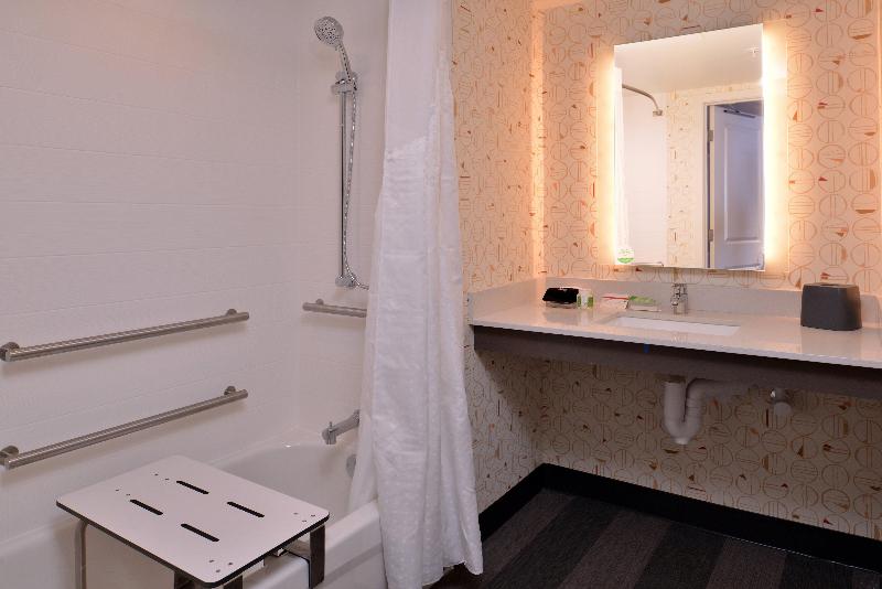 Holiday Inn & Suites Orlando I Drive Theme Parks by IHG - photo 33