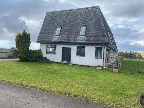The Annex at Meeks Park Immaculate 2 bed — hotel in Alloa
