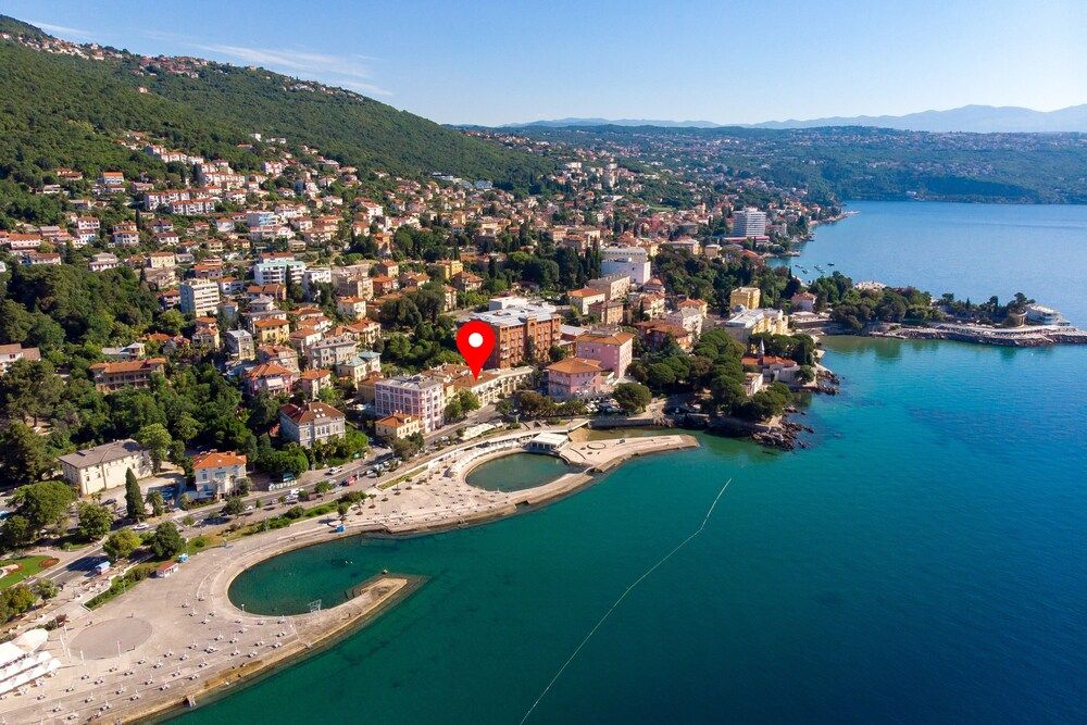 Plaza Apartments — 5-Star Luxury Hotel in Opatija, Croatia