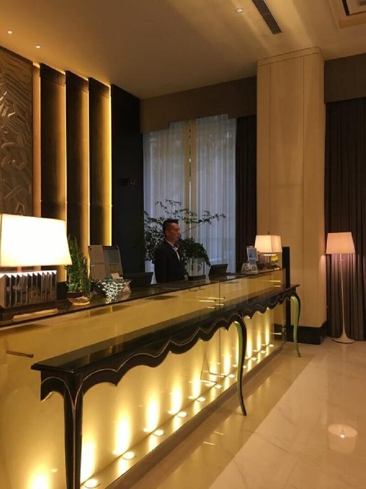 Golden Tulip Bund New Asia — 4-Star Luxury Hotel in Shanghai, People's Republic of China