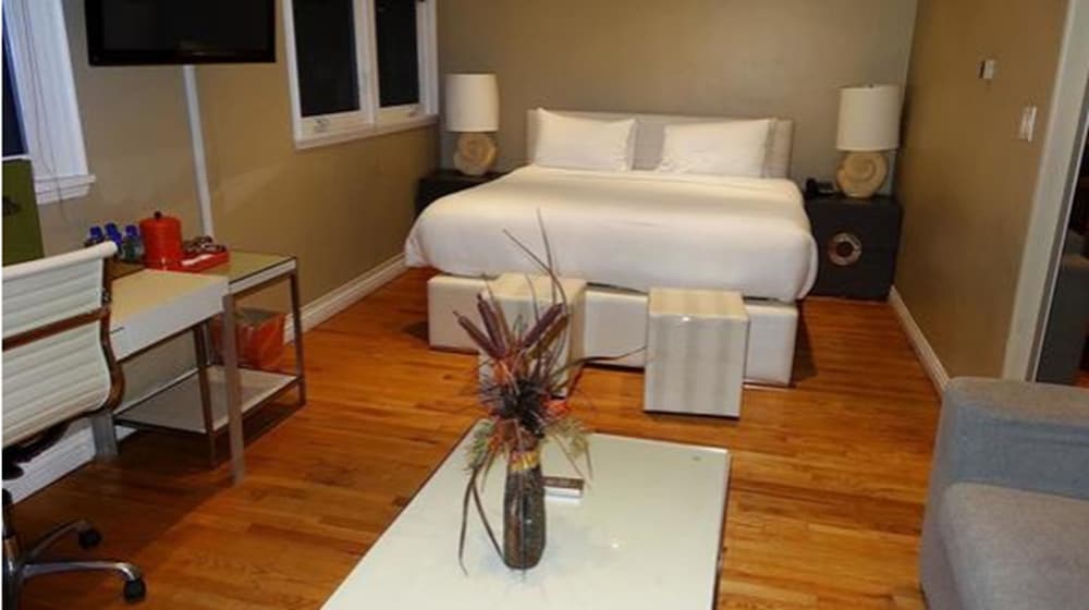Balboa Inn On the Beach - photo 16