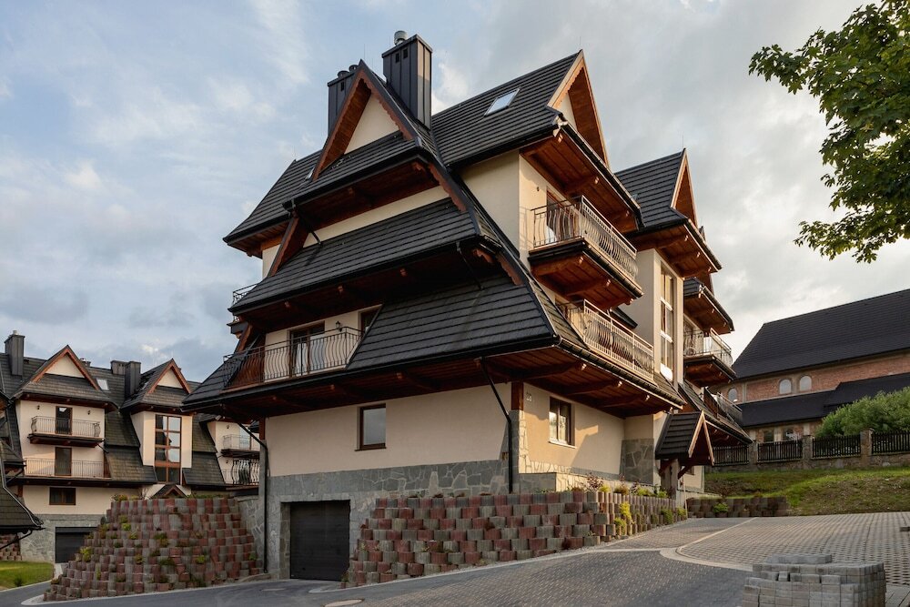 Premium Apartments Salwatoriańska Mountain View Zakopane by Renters Prestige — 4-Star Luxury Hotel in Zakopane, Poland