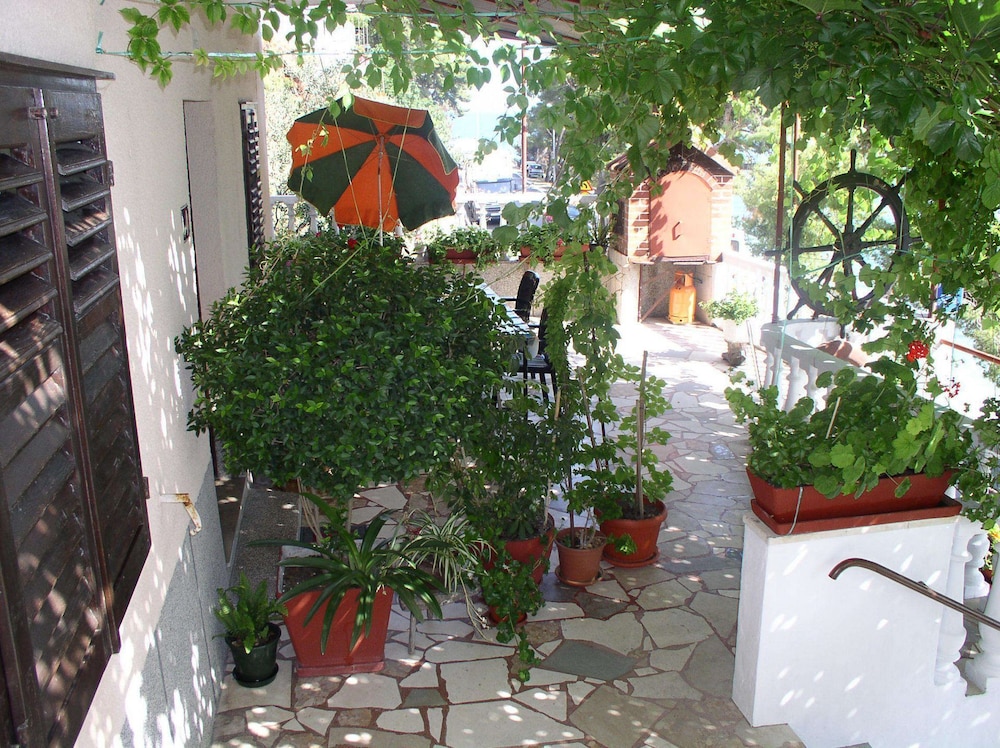 Milica sea View A2 — Dugi Rat — photo 2