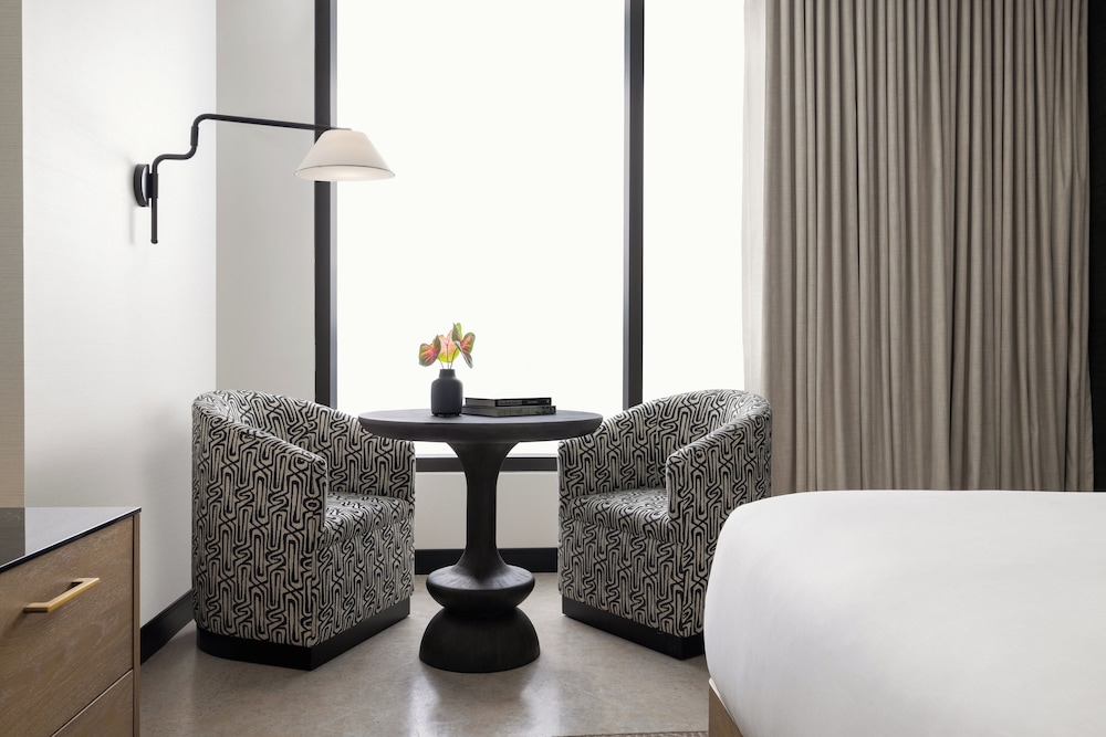 Kimpton Santo San Antonio Riverwalk by IHG - photo 9
