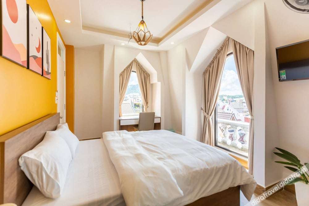 Dalat Blanc Hotel 2 - carbon neutral hotel in Da Lat