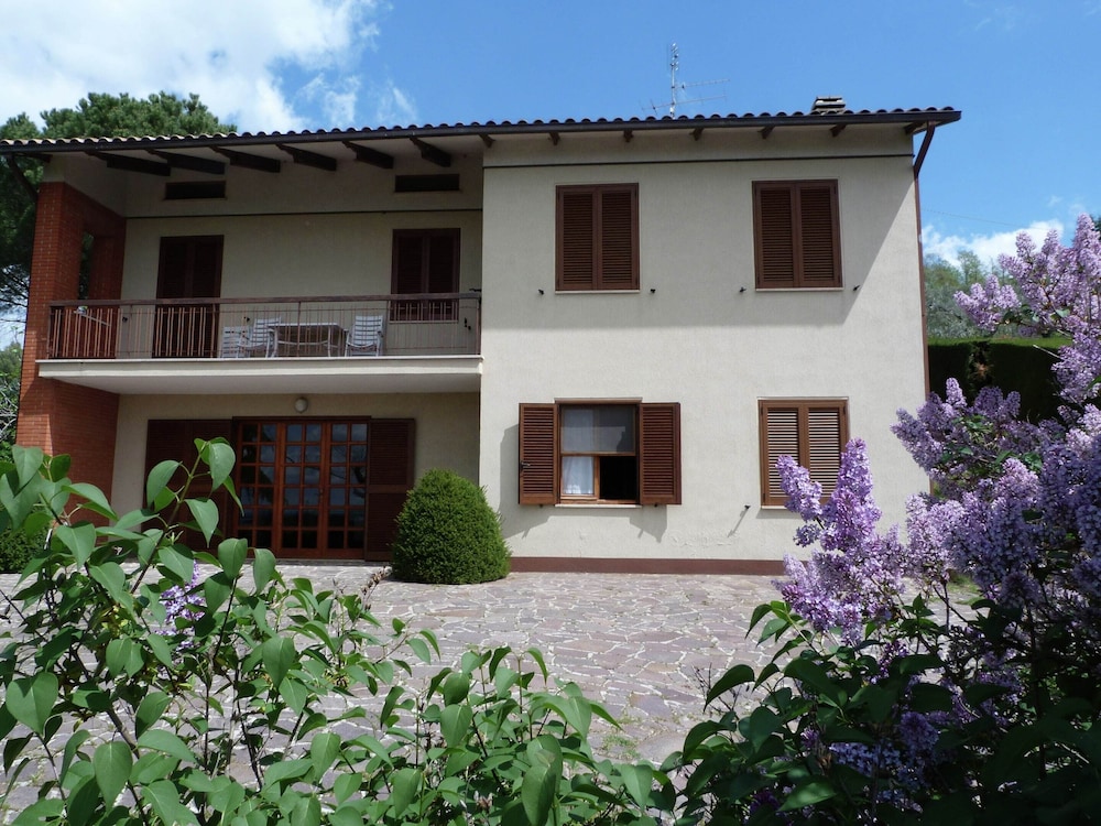Holiday Home in Magione Above Lake Trasimeno — 4-Star Luxury Hotel in Magione, Italy