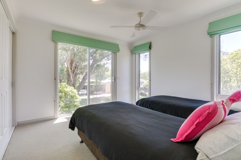 Foreshore Spacious Metung Escape — Metung — photo 4