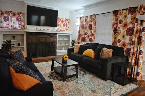 Lovely 3 Bed Room in Cleveland — hotel in Cleveland Heights