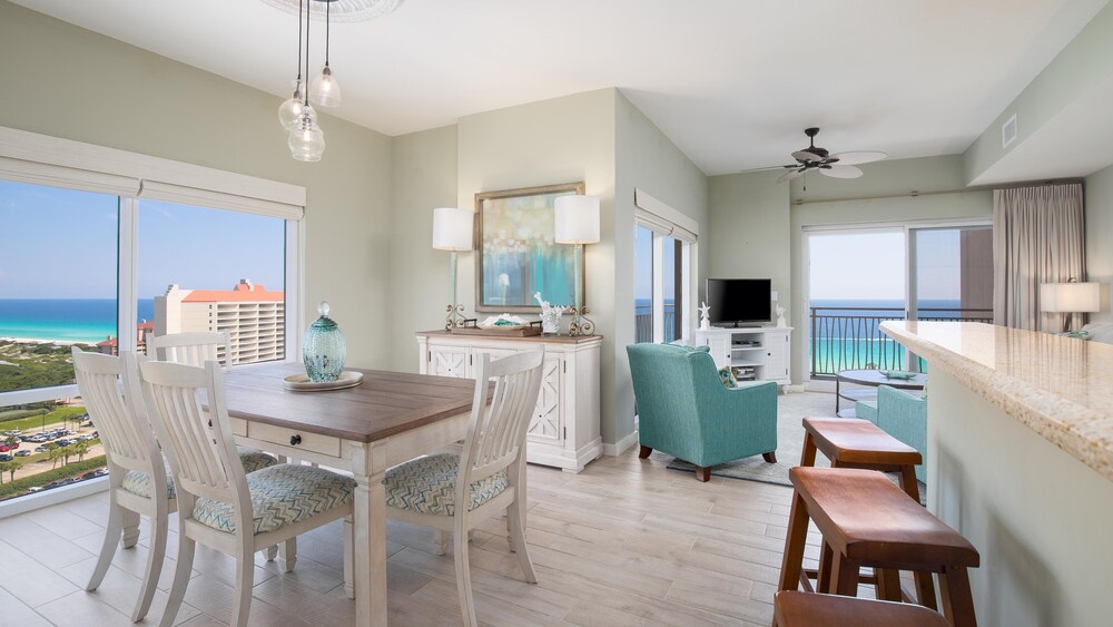 Luau I 7703 - carbon neutral hotel in Destin