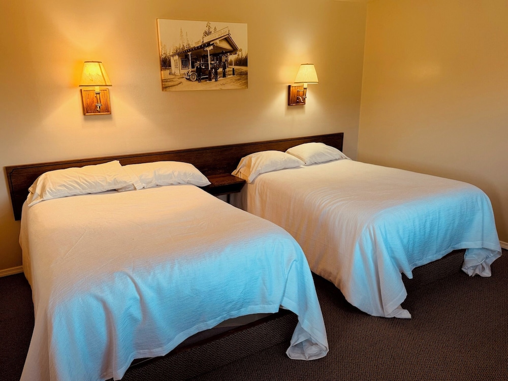 Ho Hum Motel - photo 7