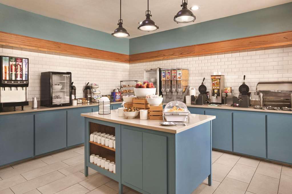 Country Inn & Suites by Radisson Lewisville TX - photo 16