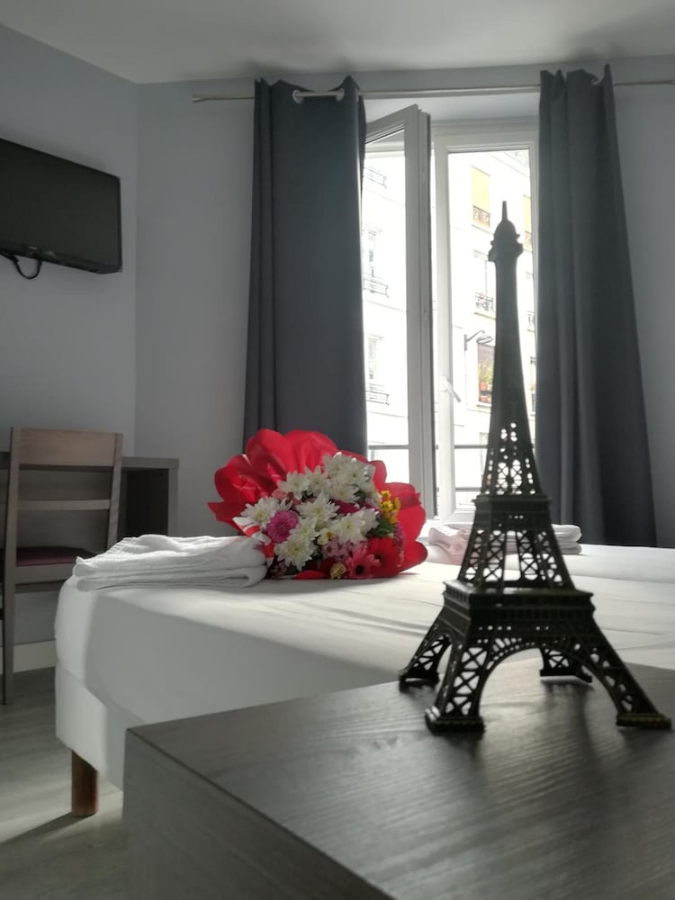 Hôtel Du Globe 18 - last minute hotel in Paris
