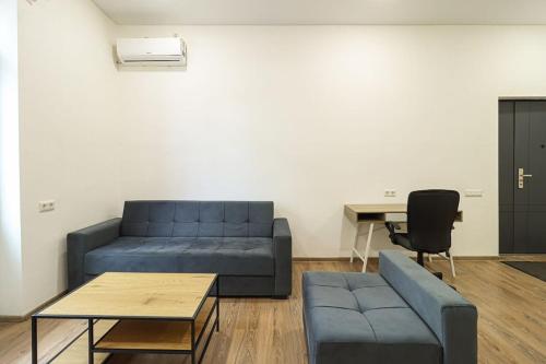 Cozy Central Apartment By Wehost
