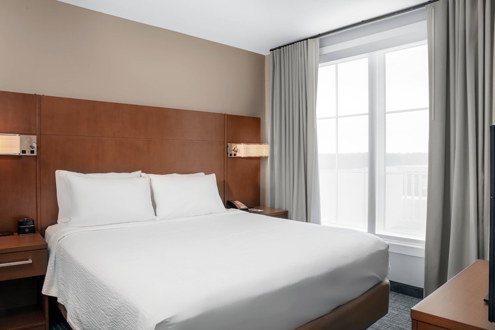 Residence Inn by Marriott Norwalk - photo 10