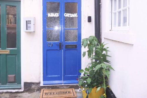 Kikas Cottage Rear 89 Church Street White Horse Yard