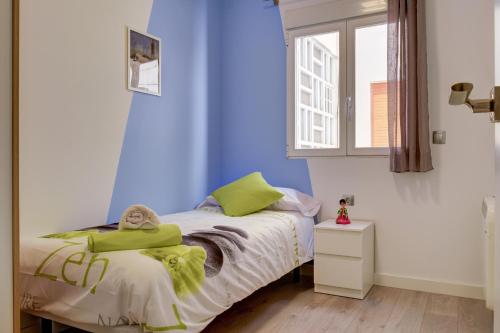 Apartamentos San Lázaro 2 — 4-Star Luxury Hotel in Zaragoza, Spain