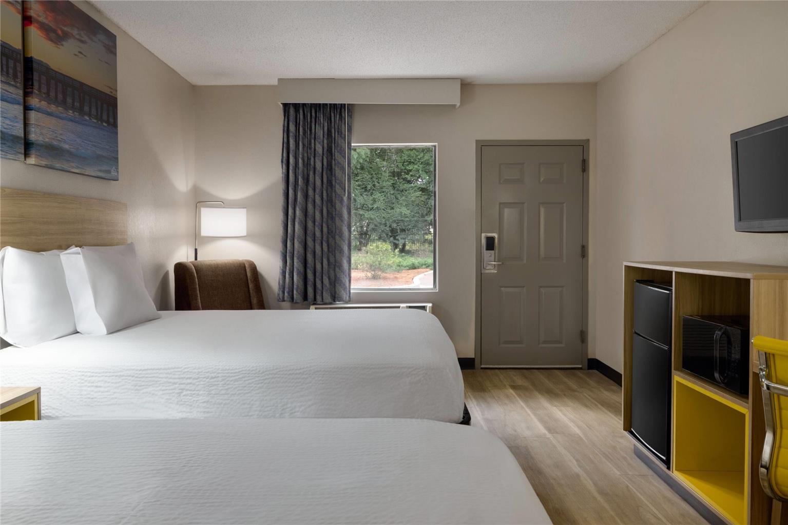 Days Inn by Wyndham Blythewood North Columbia - photo 22