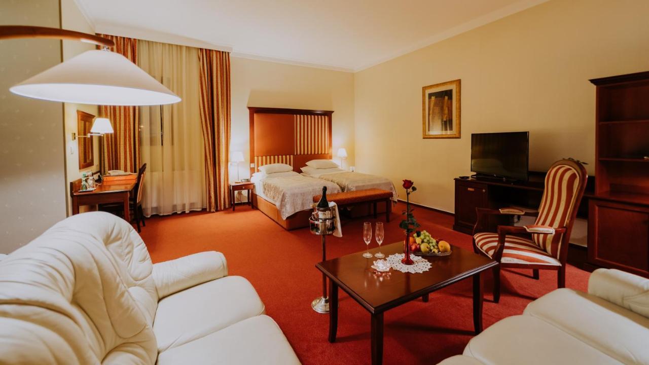 Boutique Hotel Maraton — Kosice — photo 4