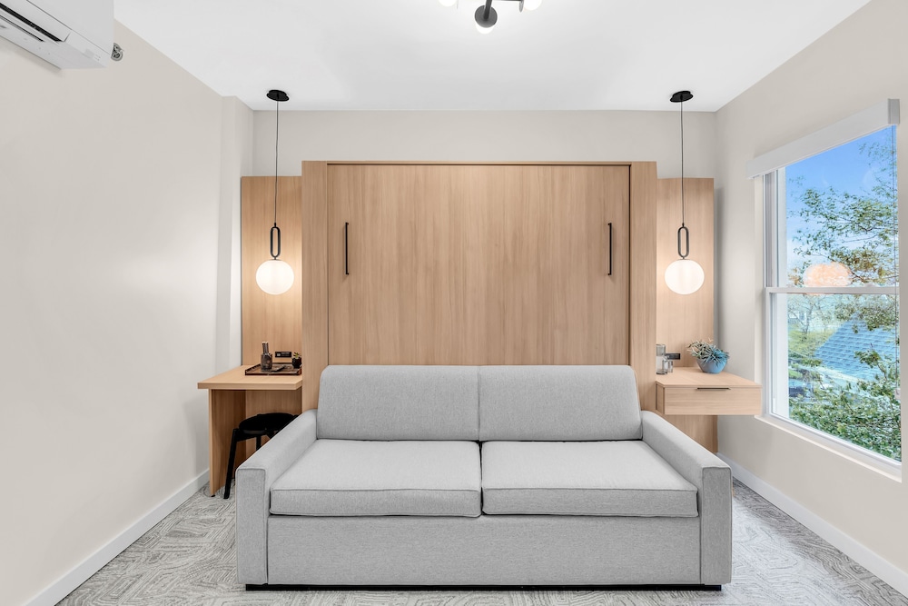 The St Laurent Social Club & Guest Rooms - photo 5