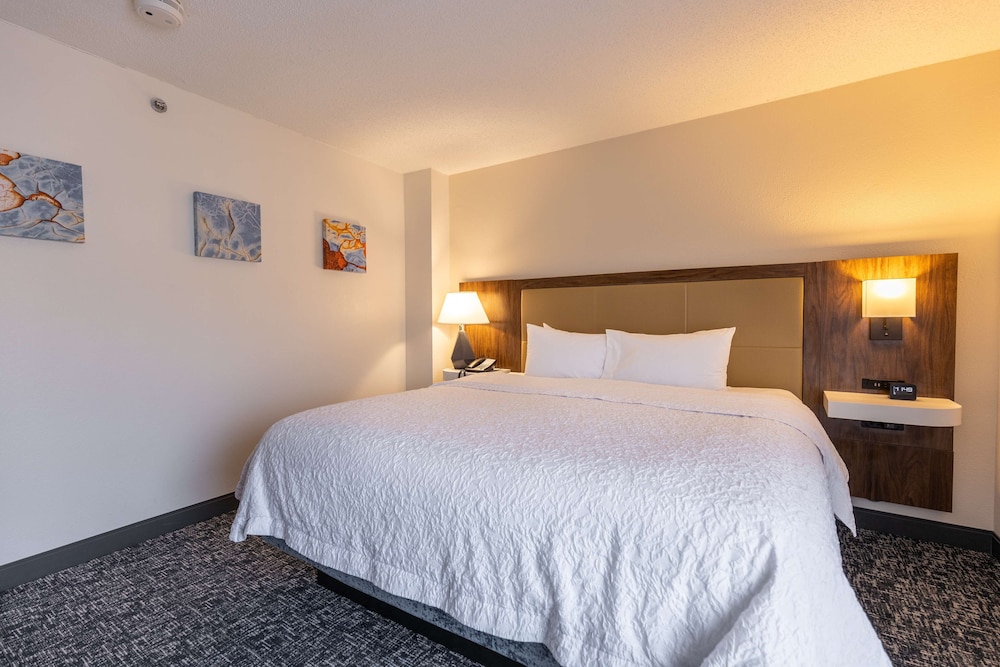 Hampton Inn by Hilton of Kuttawa Eddyville - photo 25