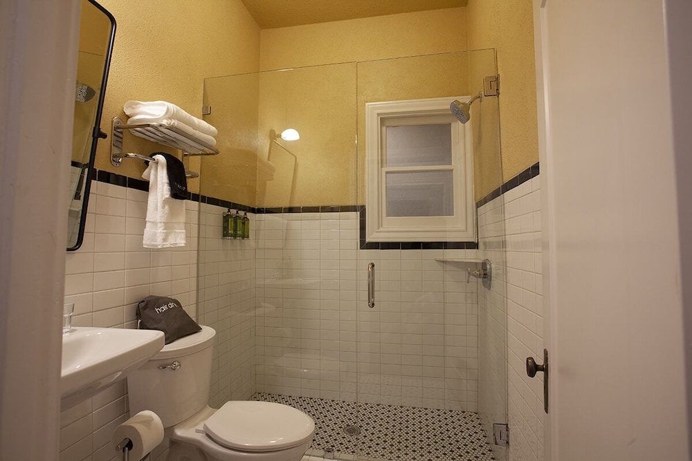 Greyhound Inn - photo 47