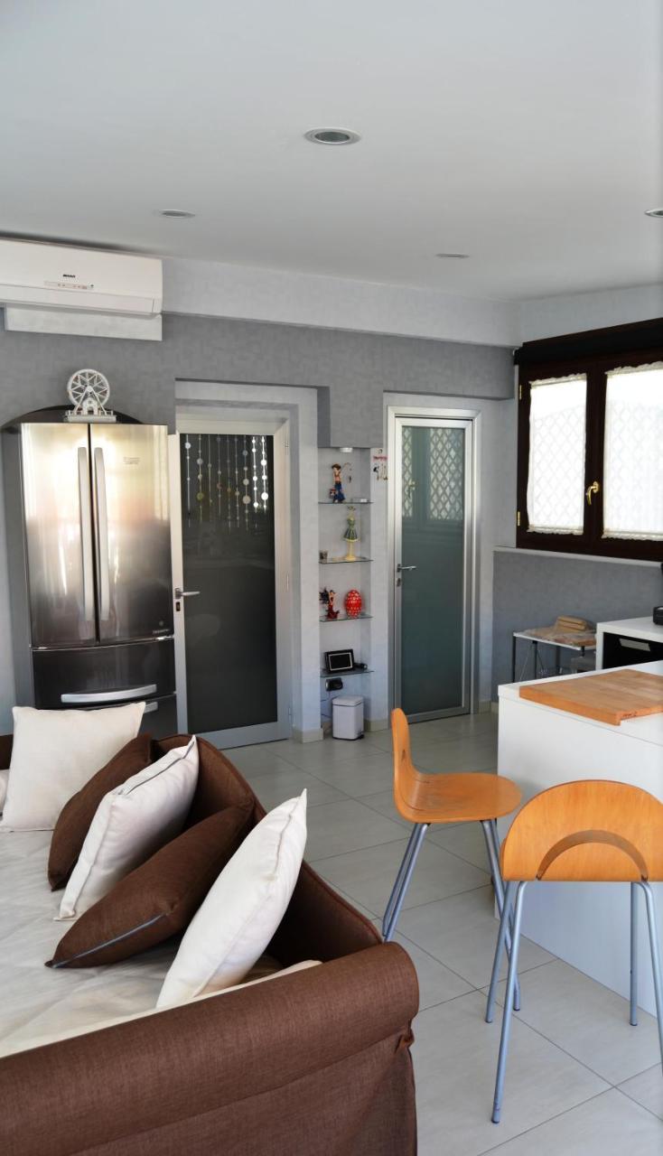 B&B Olania — 4-Star Luxury Hotel in Castellammare Di Stabia, Italy