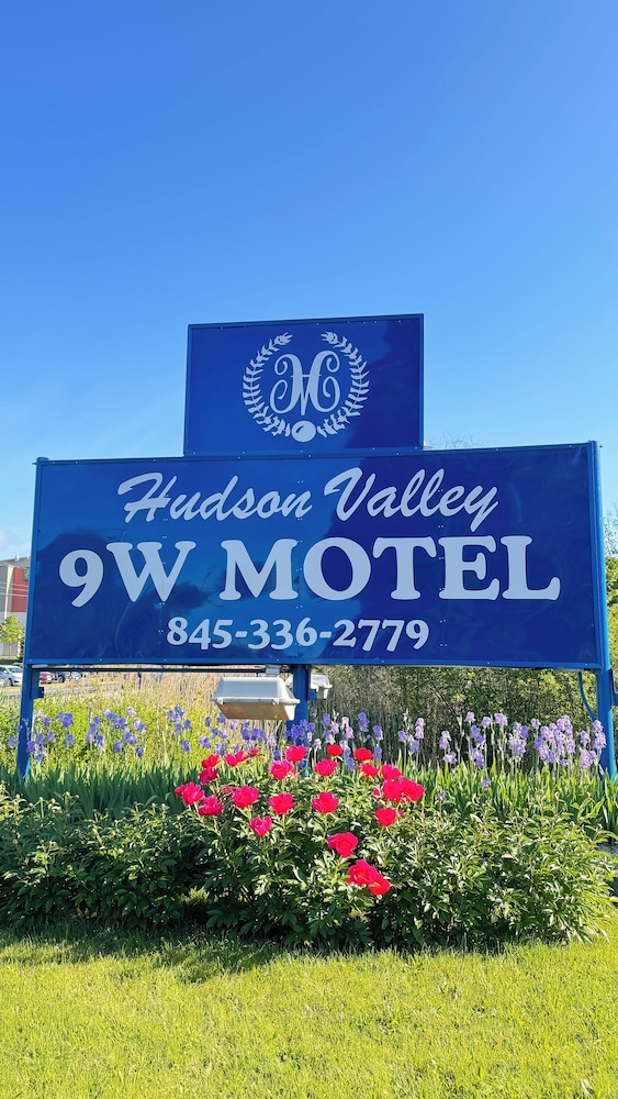 Hudson Valley 9w Motel - photo 26