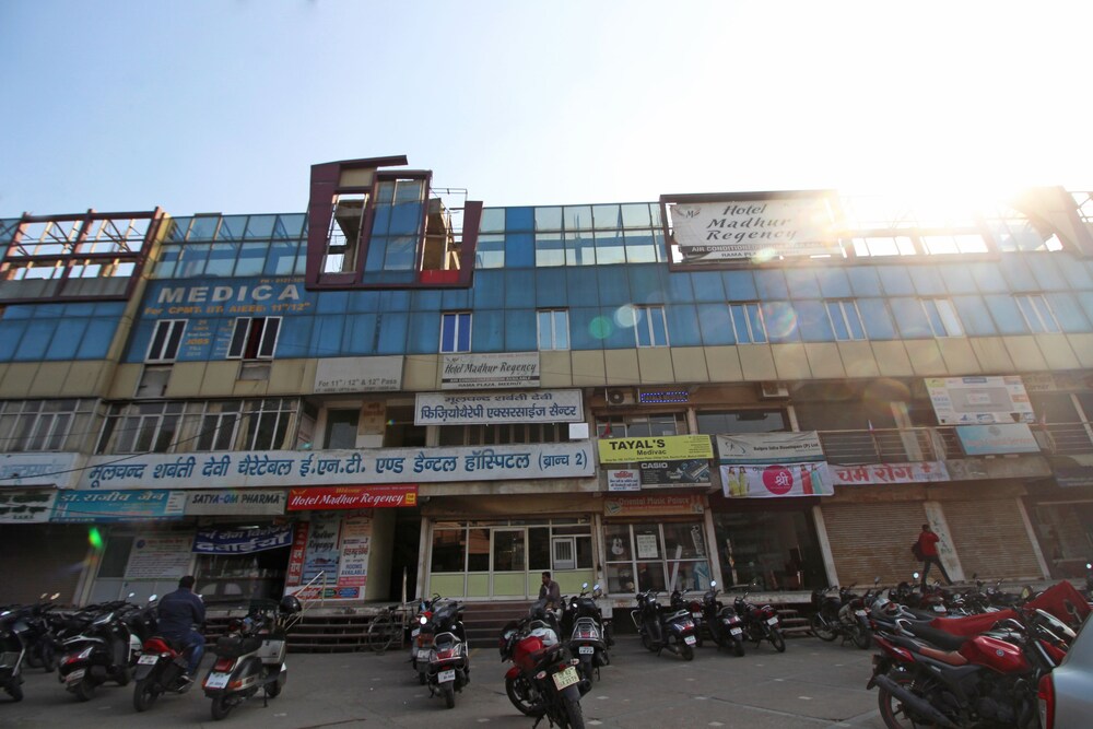 OYO 7147 Hotel Madhur Regency in Meerut, India