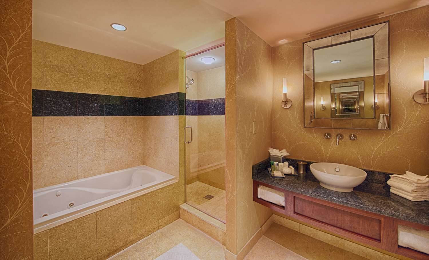 Hilton Virginia Beach Oceanfront - photo 45