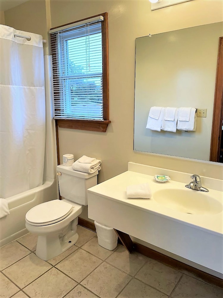 Pony Island Inn - photo 54
