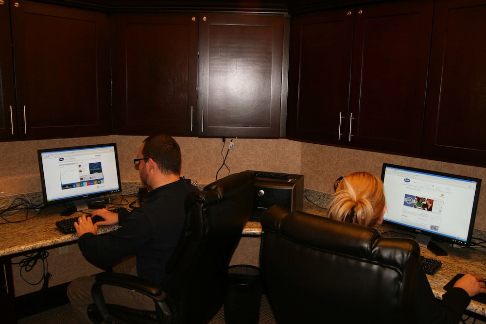 Hampton Inn & Suites Buffalo - photo 64