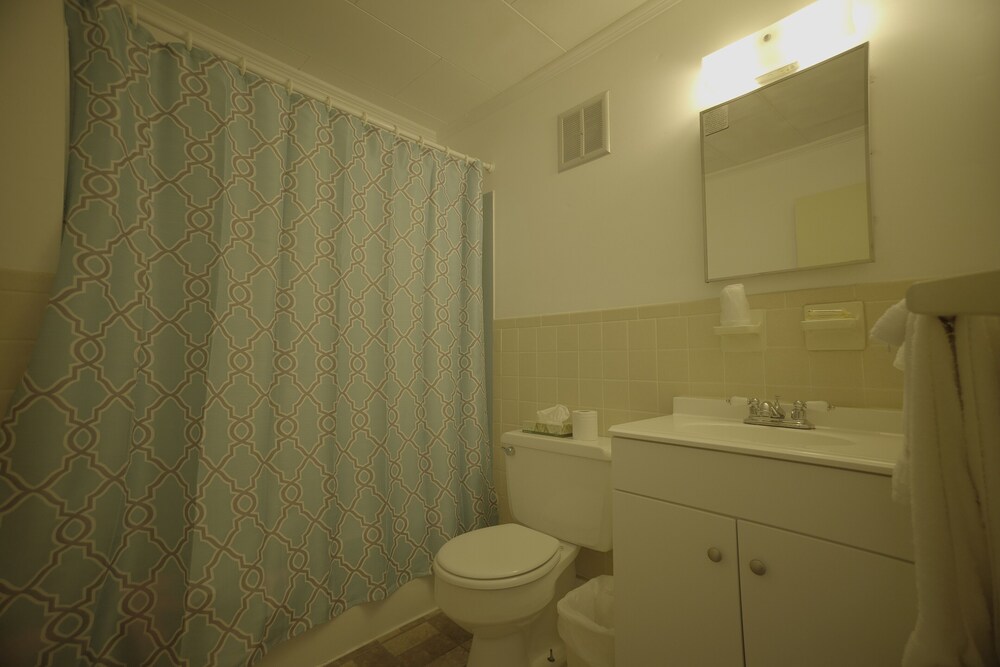 Betty Doon Hotel - photo 80