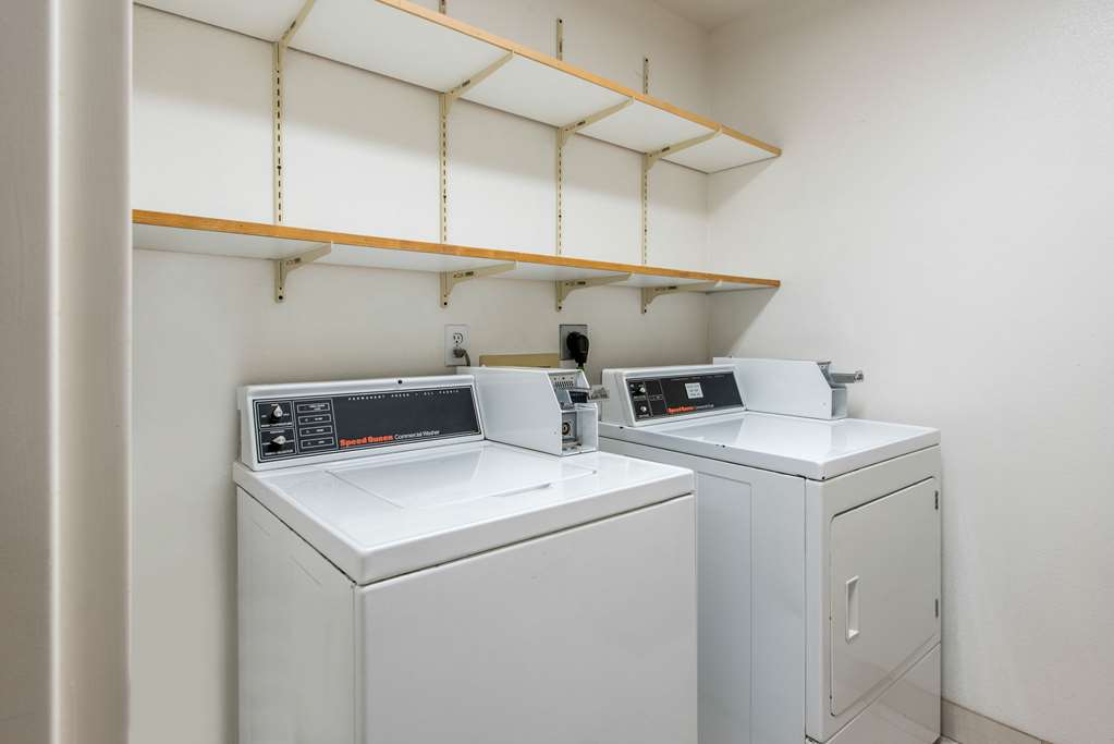 Comfort Inn Mount Shasta Area - photo 46