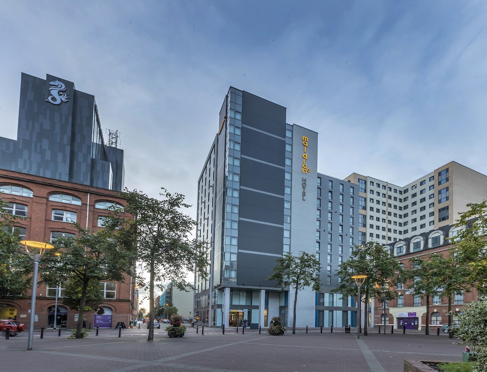 Maldron Hotel Belfast City — 4-Star Luxury Hotel in Belfast, United Kingdom