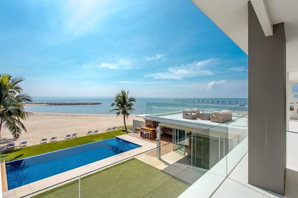 Vela Villa Cha am — 4-Star Luxury Hotel in Phetchaburi, Thailand