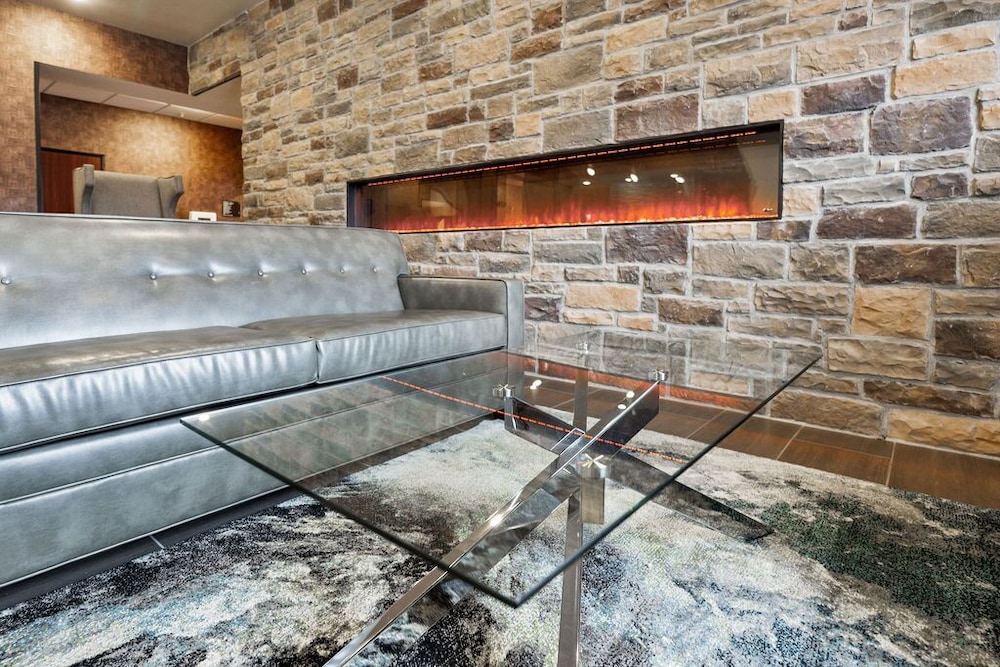 Cobblestone Hotel & Suites Mosinee - photo 6
