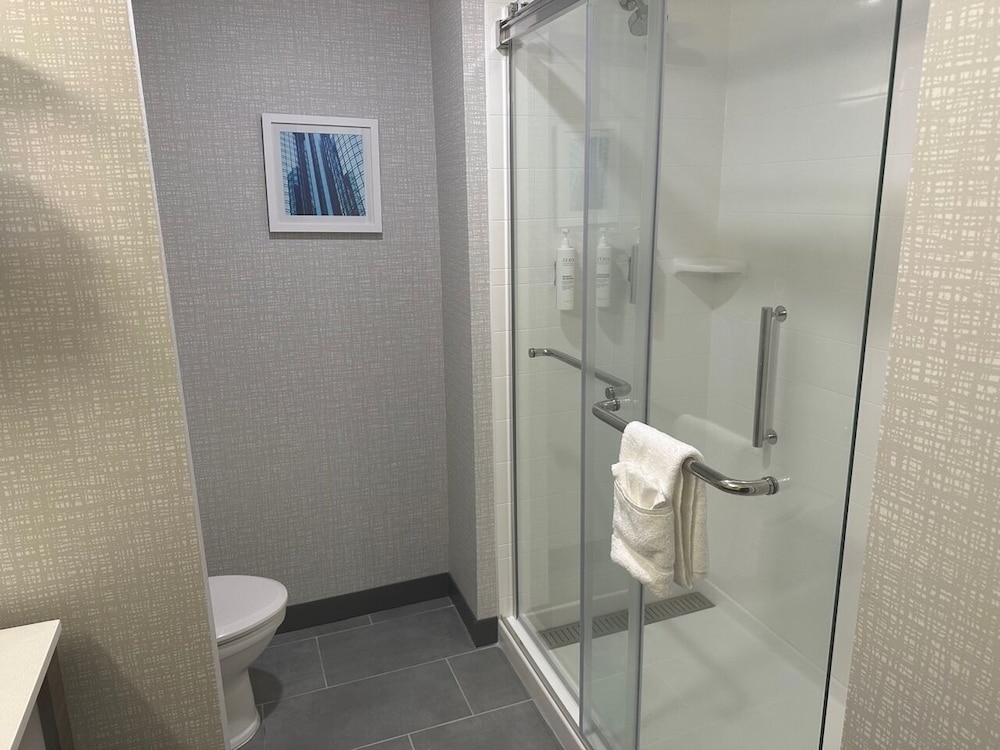 Hampton Inn & Suites by Hilton Ruskin I 75 - photo 32