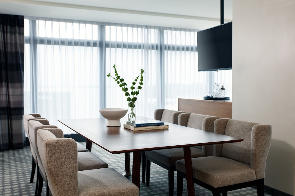 Kimpton Overland Hotel Atlanta Airport by IHG - photo 6