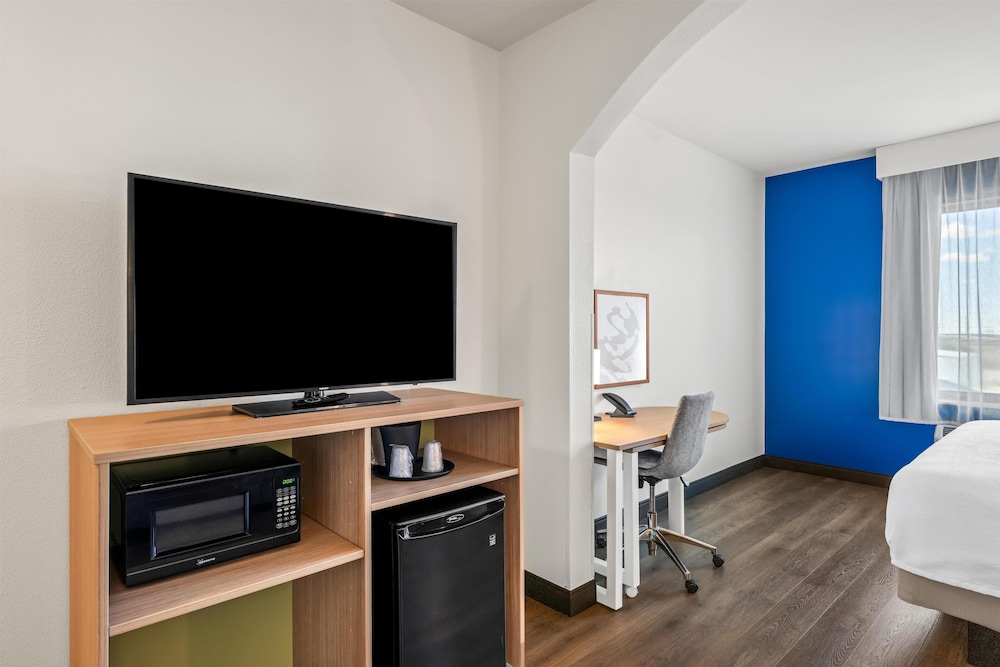 Spark by Hilton Fort Stockton - photo 28