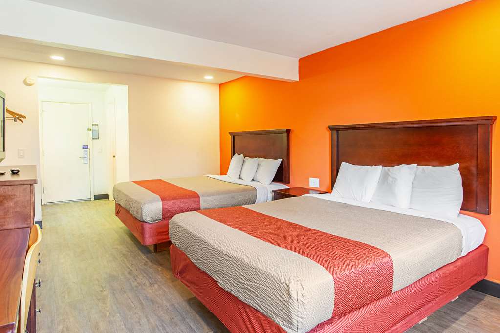 Motel6 Pendleton OR West - photo 16