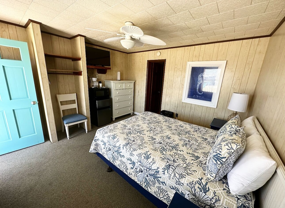 SandSpur Ocean Cottages - photo 5