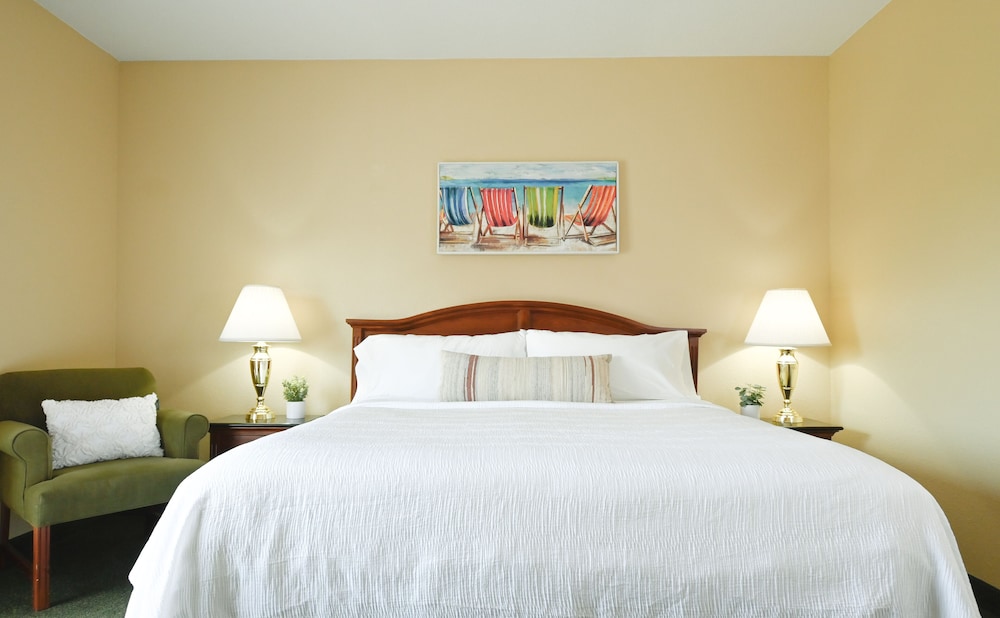 Four Seasons Island Resort - photo 24