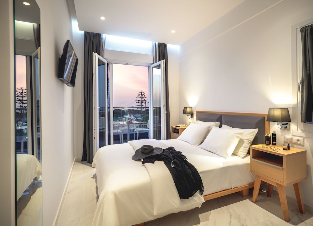 Elysian Suites in Hersonissos, Greece