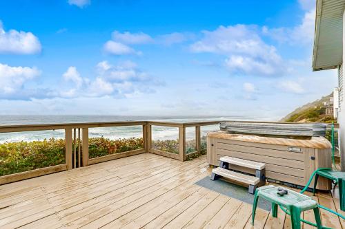 Gleneden BeachFront Getaway in Lincoln Beach, United States