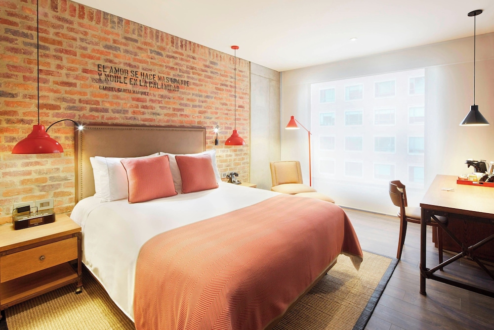 The Artisan DC Hotel Autograph Collection