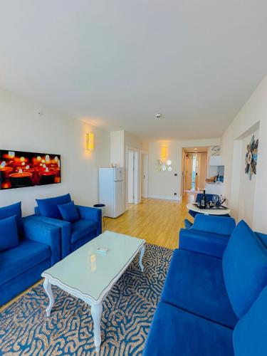 Seaside vip Hotel