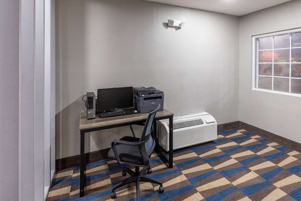Microtel Inn & Suites by Wyndham Bossier City - photo 67