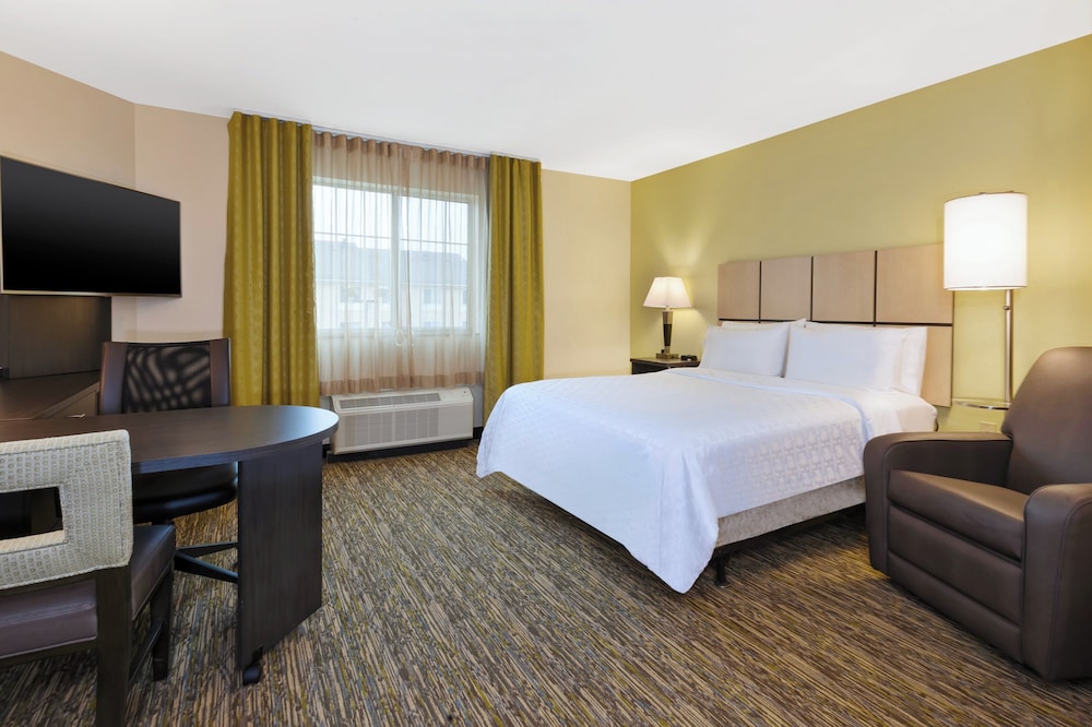 Candlewood Suites Washington North by IHG - photo 9