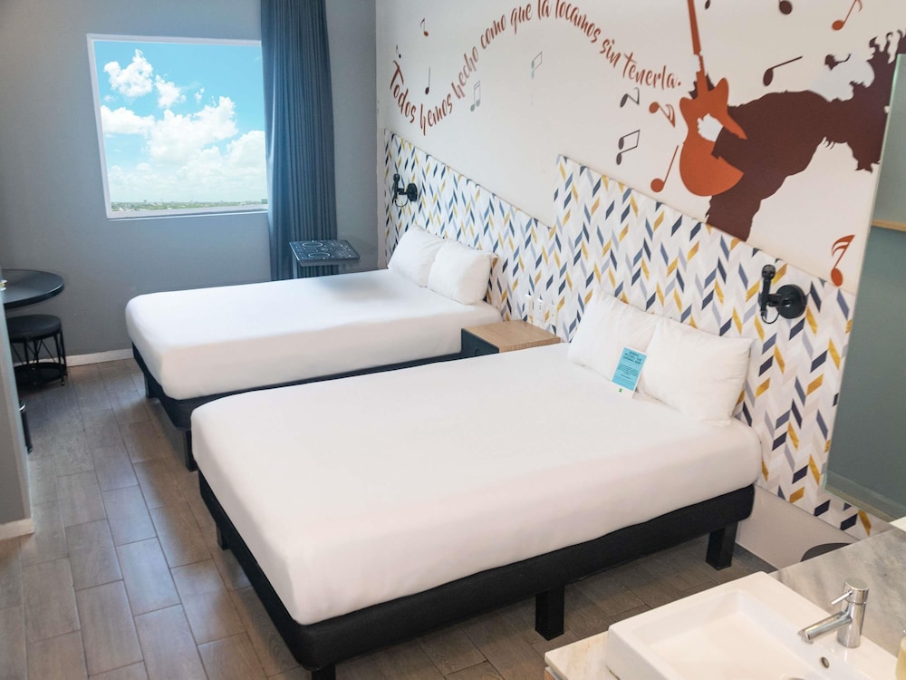 ibis Styles Merida Galerias