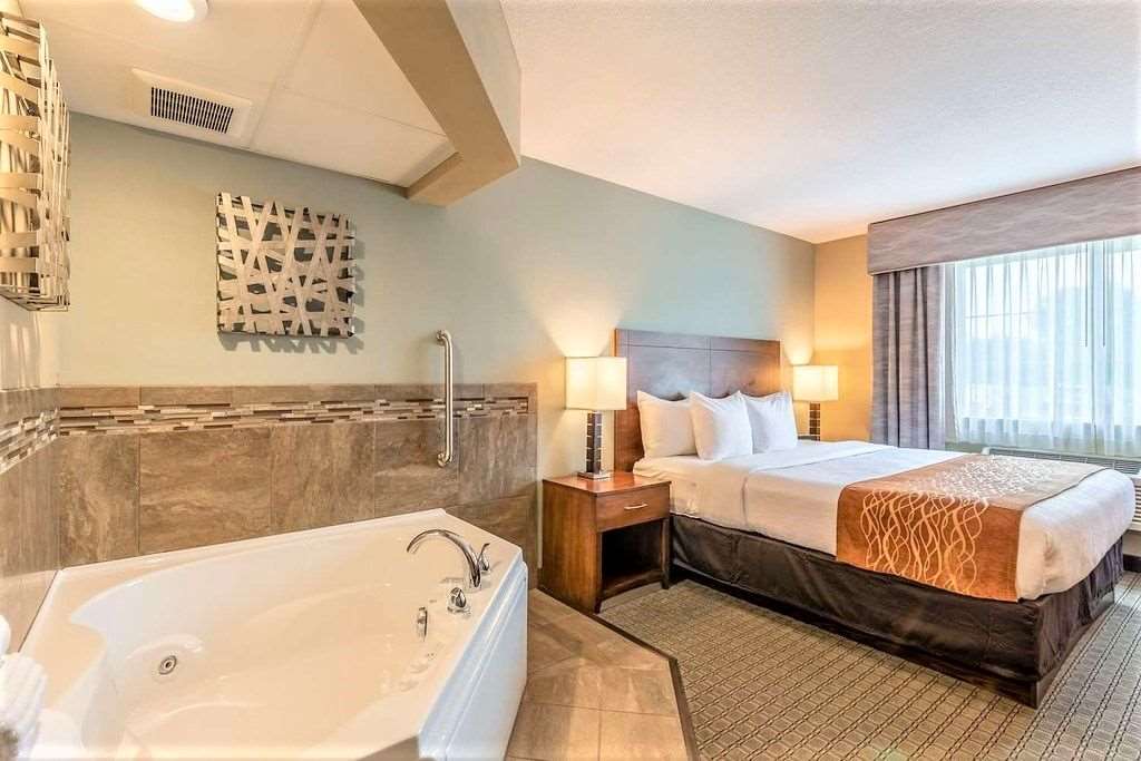 AmeriVu Inn and Suites Chisago City - photo 14